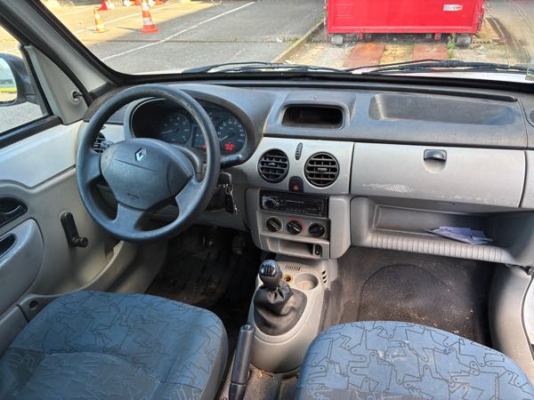 Renault Kangoo Renault Kangoo 1.5 DCI Année 2004 248.000 Kms Distribution