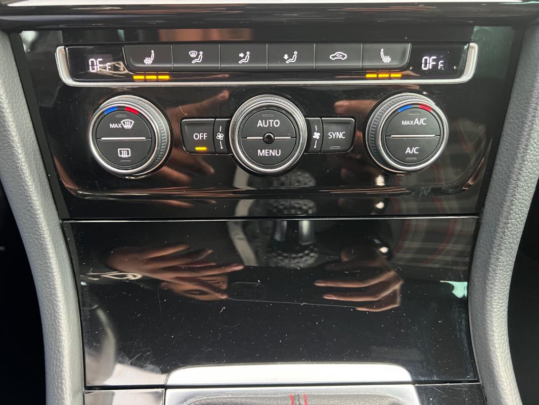 Volkswagen Golf VII GTI BVM 6 230 Ch