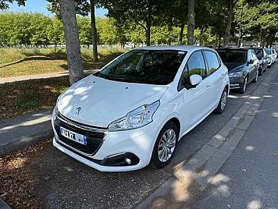 Peugeot 208 82cv, CarPlay, Courroie de Distribution neuve