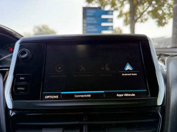 Peugeot 208 82cv, CarPlay, Courroie de Distribution neuve