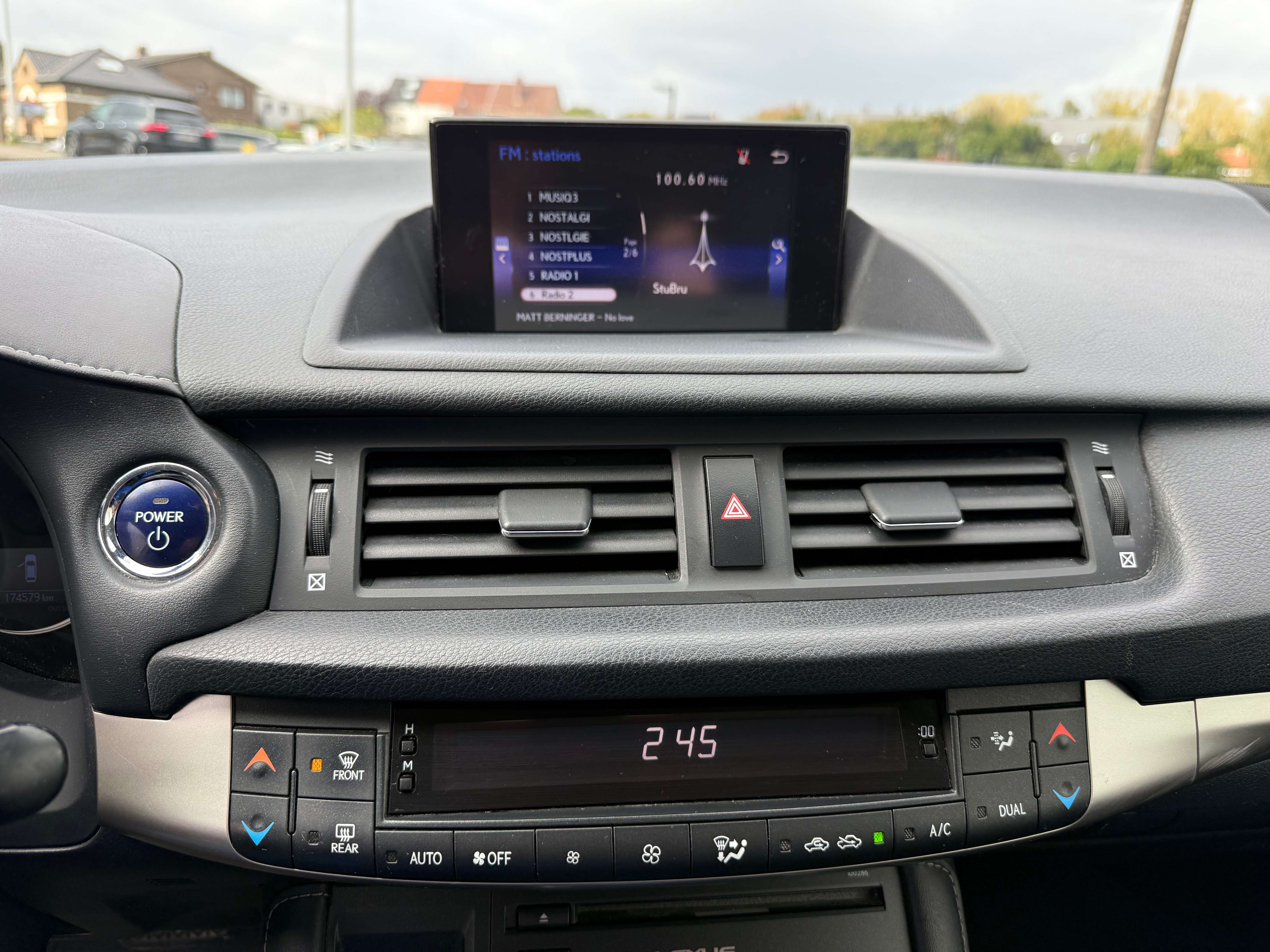 Lexus CT 200h CT 200h 1.8i Executive  E-CVT 12 M GARANTIE //