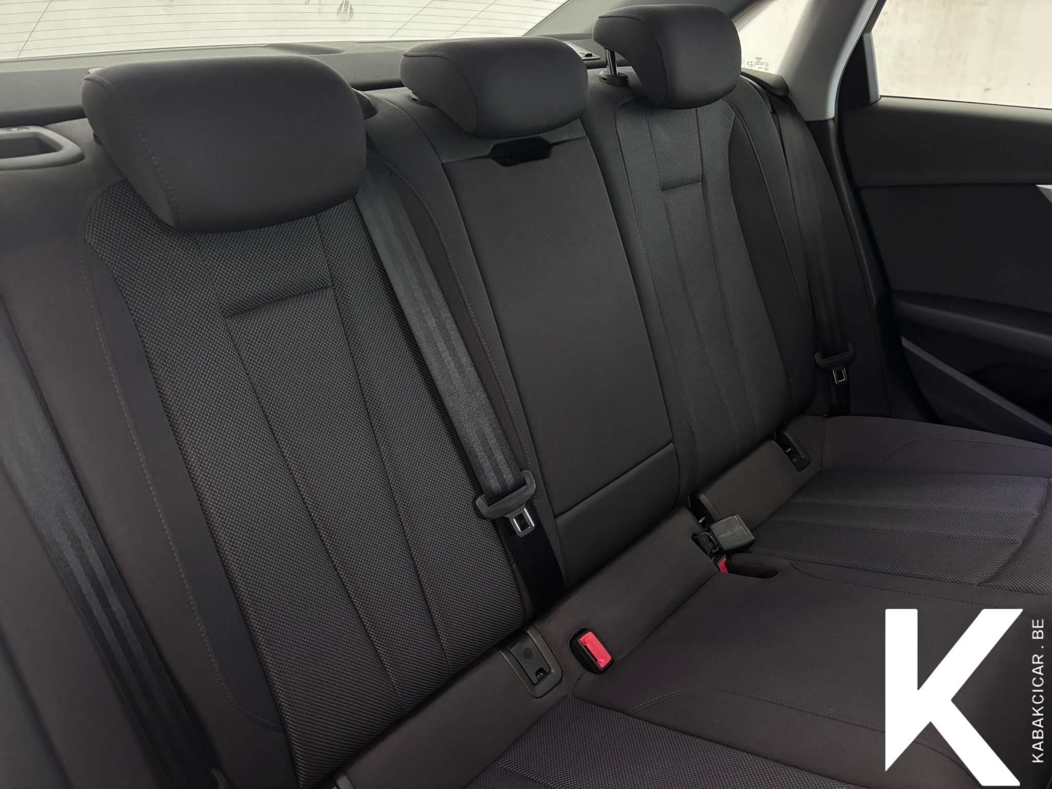 Audi A4 35TDi 163cv/BV ATM/AC/CARPLAY-ANDROID/GARANTIE 1AN