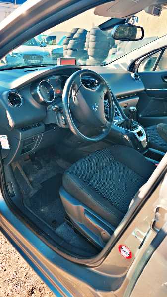 Peugeot 5008 peugeot 5008 C.T OK