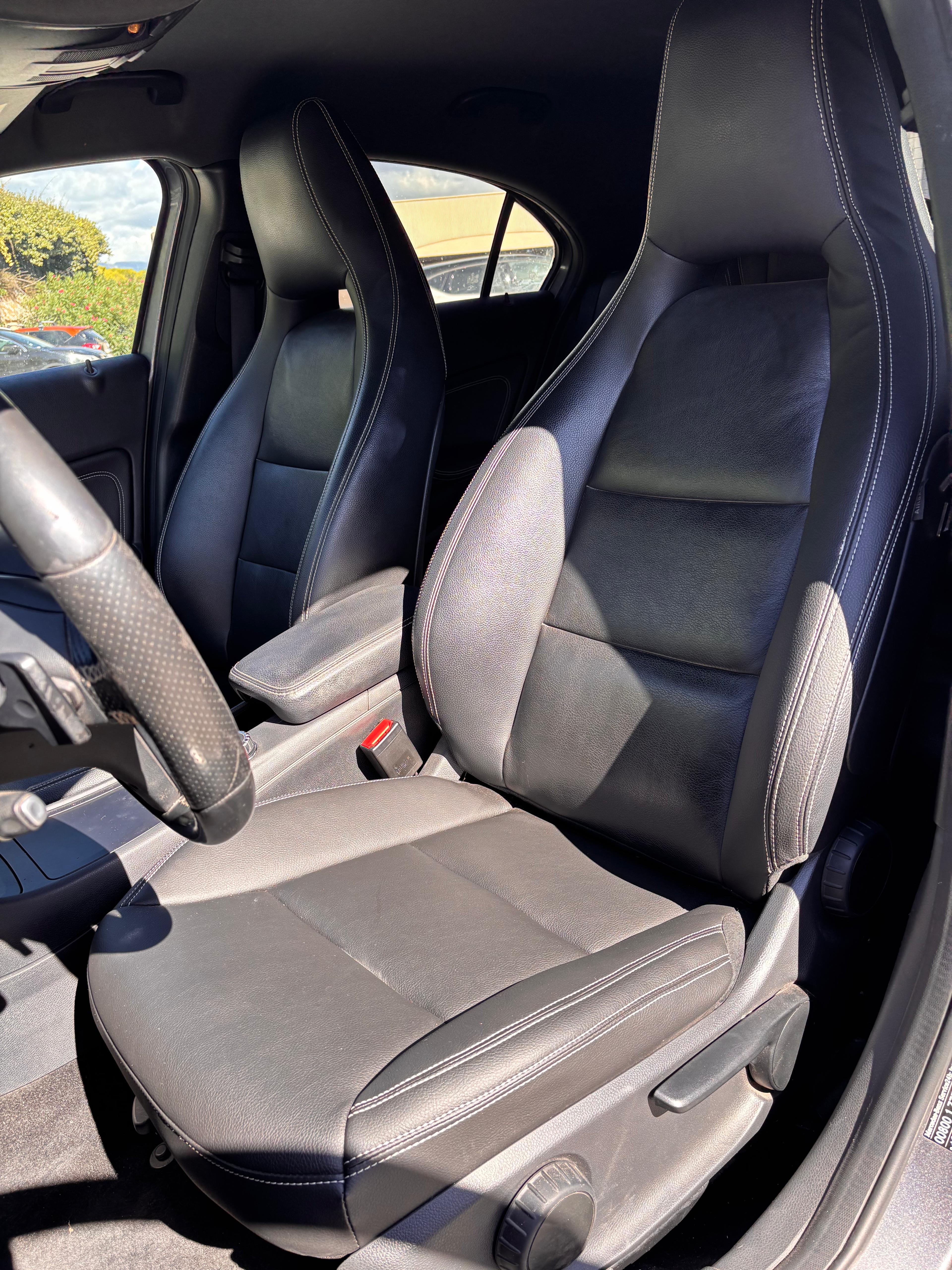 Mercedes-Benz Classe A III 180 CDI SENSATION 7G-DCT