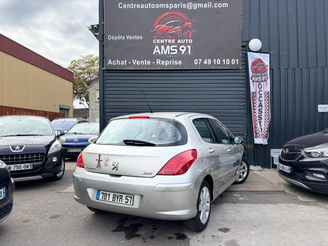 Peugeot 308 1.6 HDi90 Premium 5p