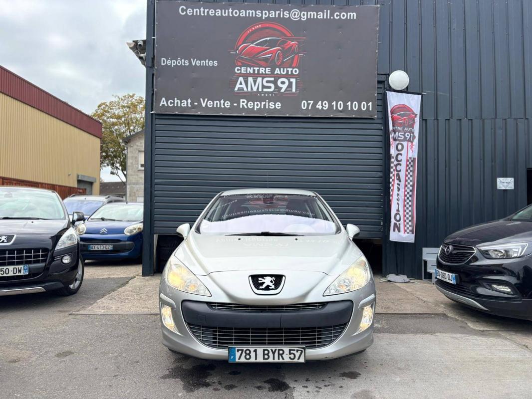 Peugeot 308 1.6 HDi90 Premium 5p