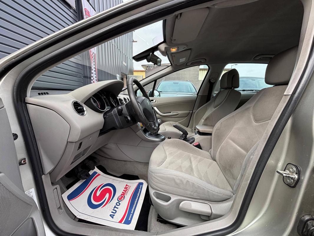 Peugeot 308 1.6 HDi90 Premium 5p