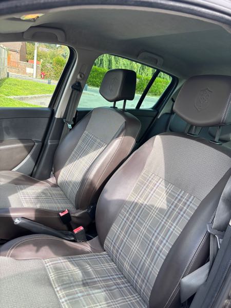 Renault Clio III (2) 1.5 DCI 90 XV DE FRANCE 5P ECO2 EURO5