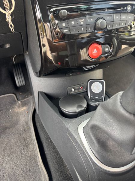 Renault Clio III (2) 1.5 DCI 90 XV DE FRANCE 5P ECO2 EURO5