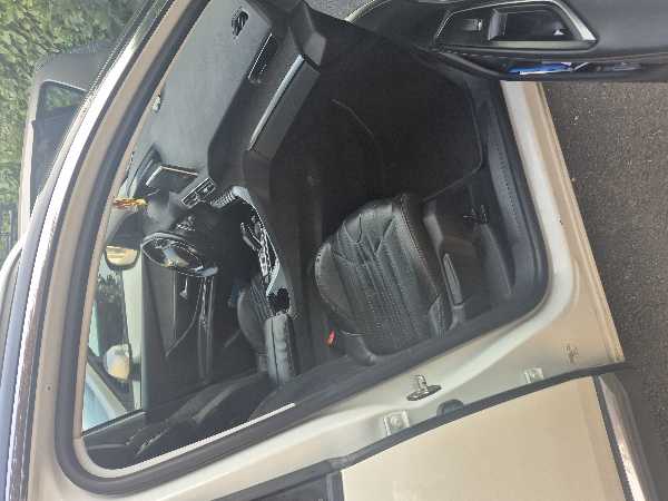 Peugeot 3008 II (2) 1.5 BLUEHDI 130 S&amp;S 7CV ALLURE EAT8