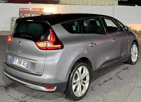 Renault Grand Scenic IV 1.7 DCI 120 BLUE INTENS 7PL