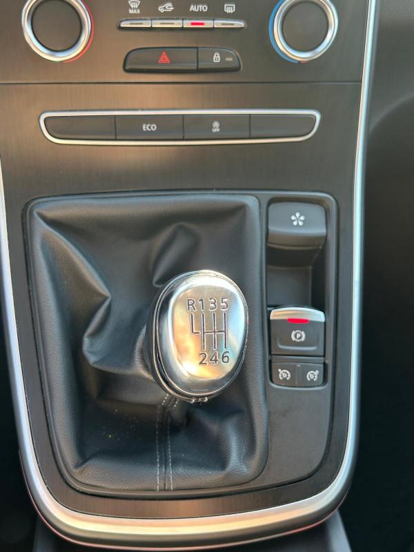 Renault Scenic IV TCe 130 Energy Intens