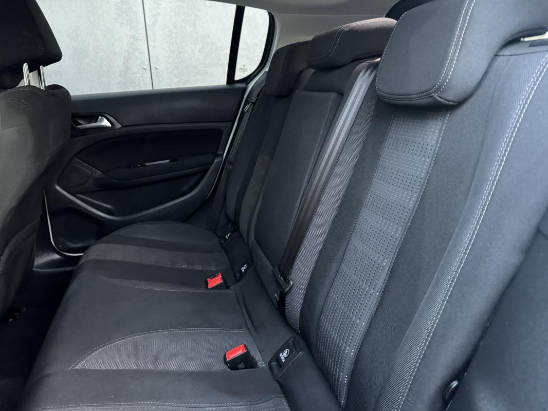 Peugeot 308 1.2 PureTech 110ch S&S BVM5 Allure