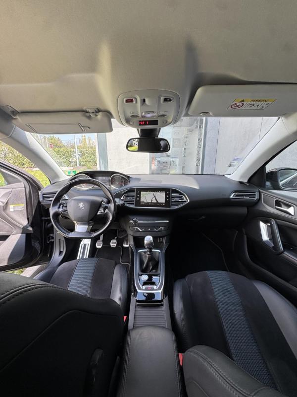 Peugeot 308 PureTech 130ch S&S BVM6 Tech Edition