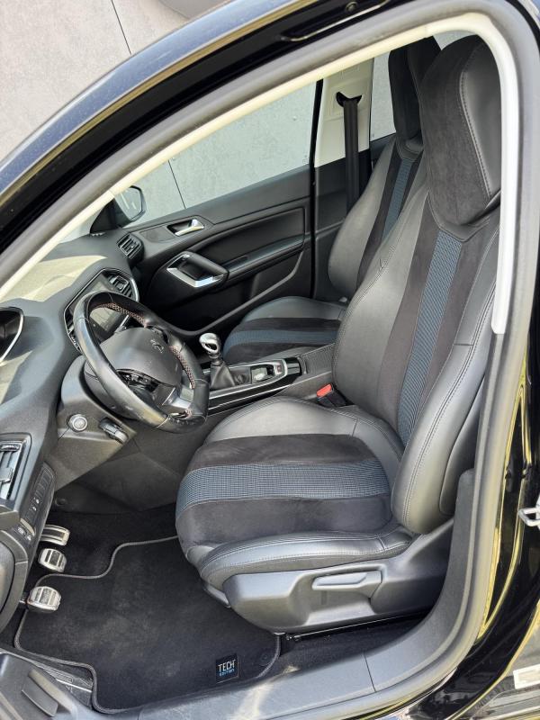 Peugeot 308 PureTech 130ch S&S BVM6 Tech Edition