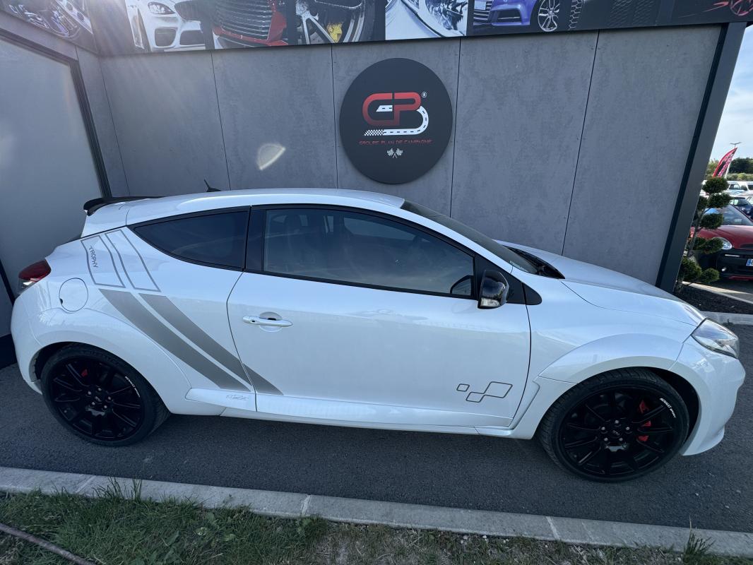 Renault Megane III 2.0 275 RS Trophy