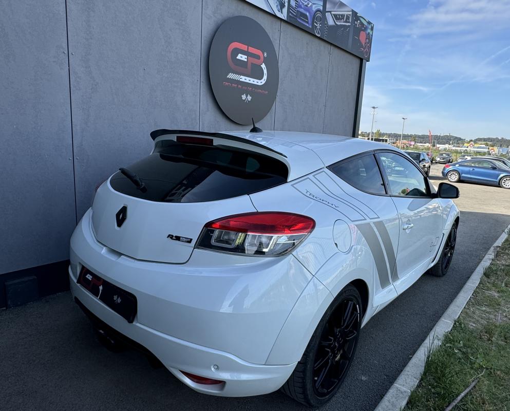 Renault Megane III 2.0 275 RS Trophy