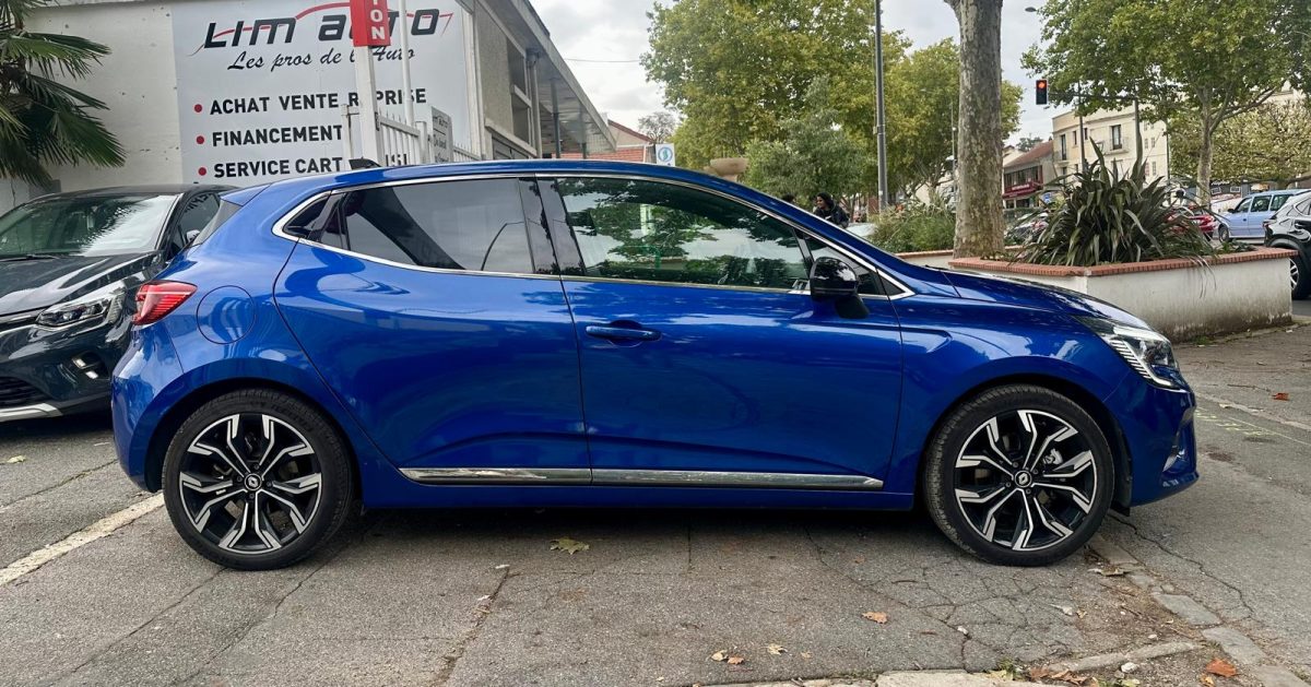 Renault Clio V 1.6 E-Tech full hybrid 145 **1ère MAIN**