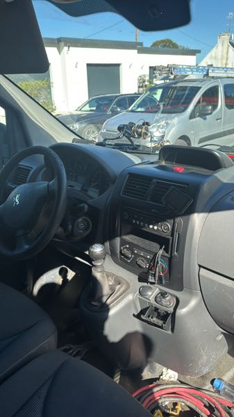 Peugeot Expert II FOURGON TOLE CONFORT 229 L1H1 II 2.0 HDI 120