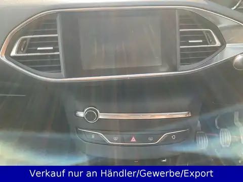 Peugeot 308 II 1.6 HDI 92 SENSATION