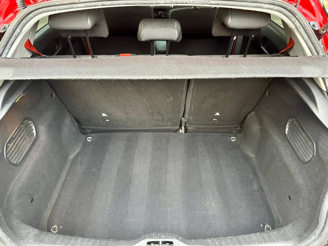Citroen C4 1.6 BlueHDi 100 RIP CURL **1ère MAIN**
