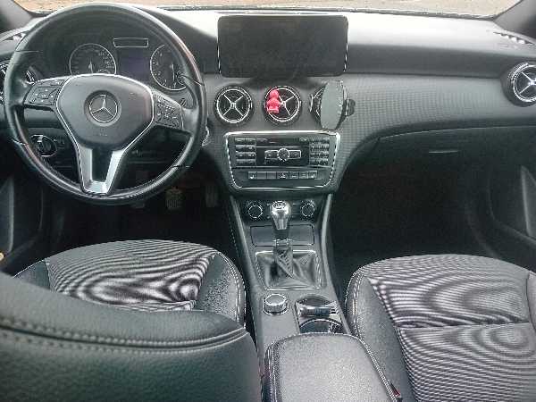 Mercedes-Benz Classe A III (2) 180 6CV INTUITION