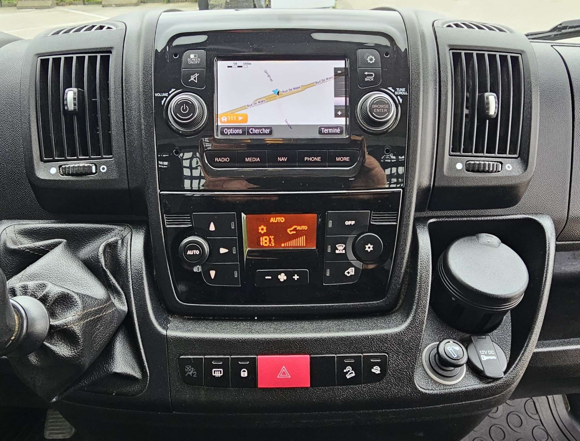 Peugeot Boxer Boxer 2.2 BlueHDi L4 BENNE - Susp réglable