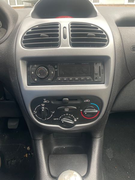 Peugeot 206 1.4 XT 5P 5CV