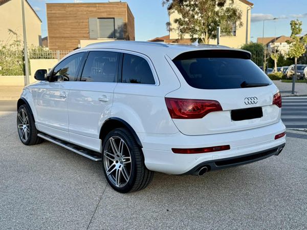 Audi Q7 (2) 3.0 V6 TDI 240 S LINE+ 5PL