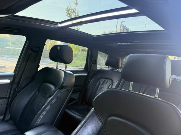 Audi Q7 (2) 3.0 V6 TDI 240 S LINE+ 5PL