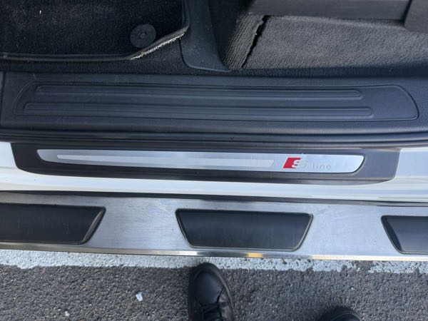 Audi Q7 (2) 3.0 V6 TDI 240 S LINE+ 5PL