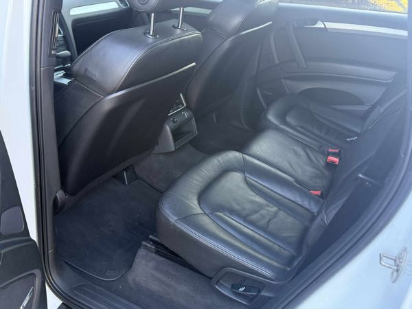 Audi Q7 (2) 3.0 V6 TDI 240 S LINE+ 5PL