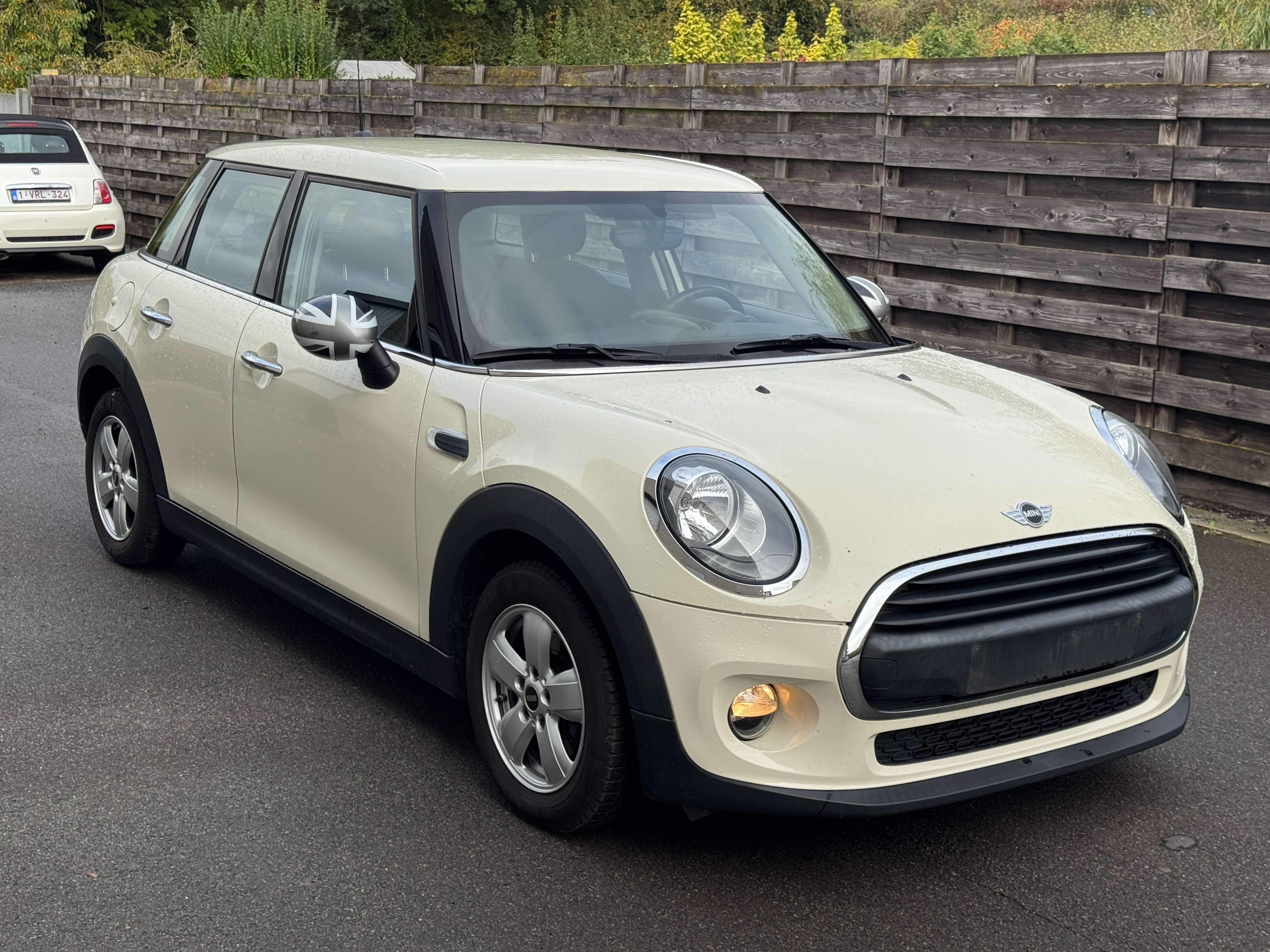MINI One ** 1.2 ** 5 portes ** Marchand ou export **