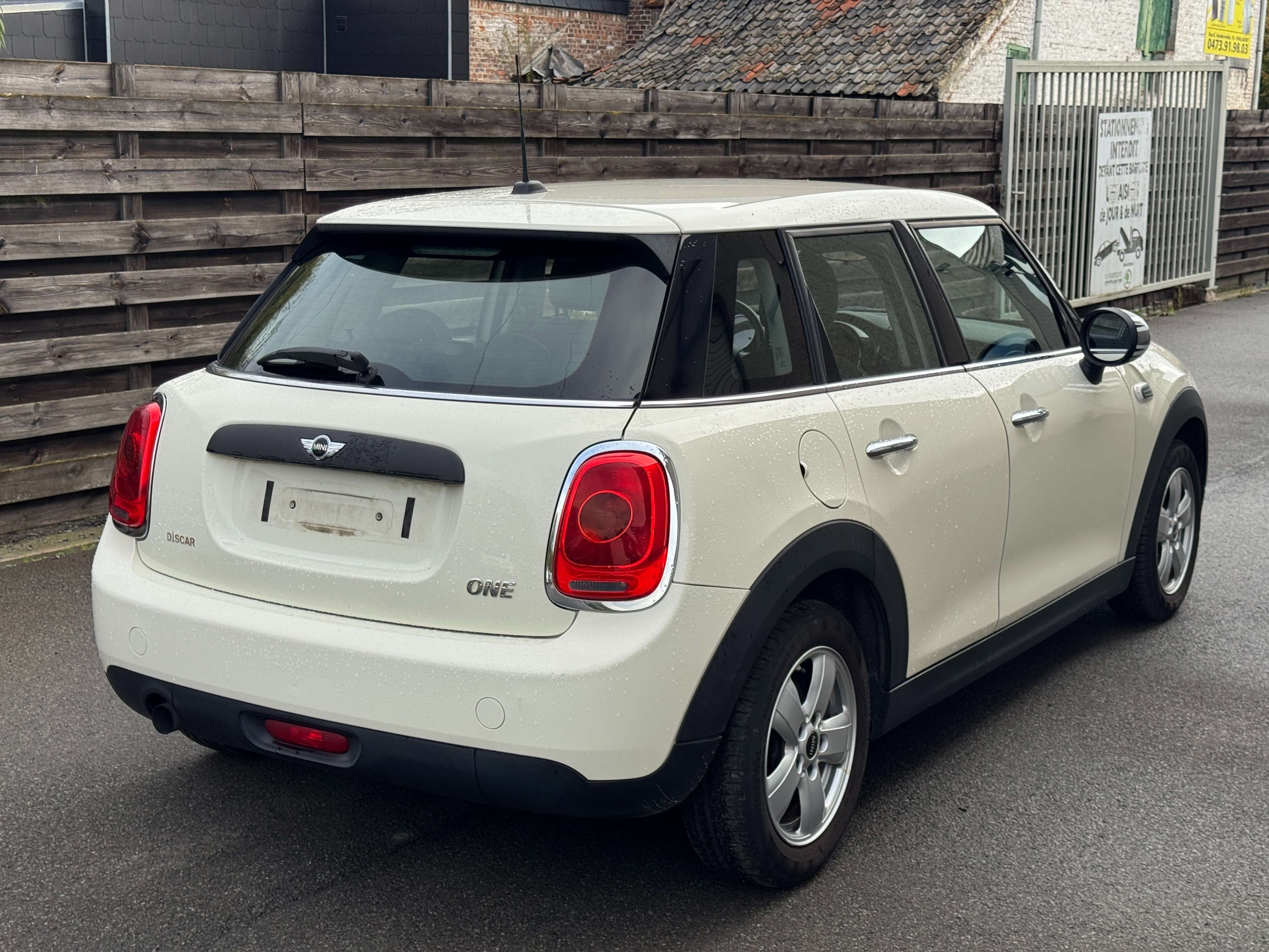 MINI One ** 1.2 ** 5 portes ** Marchand ou export **