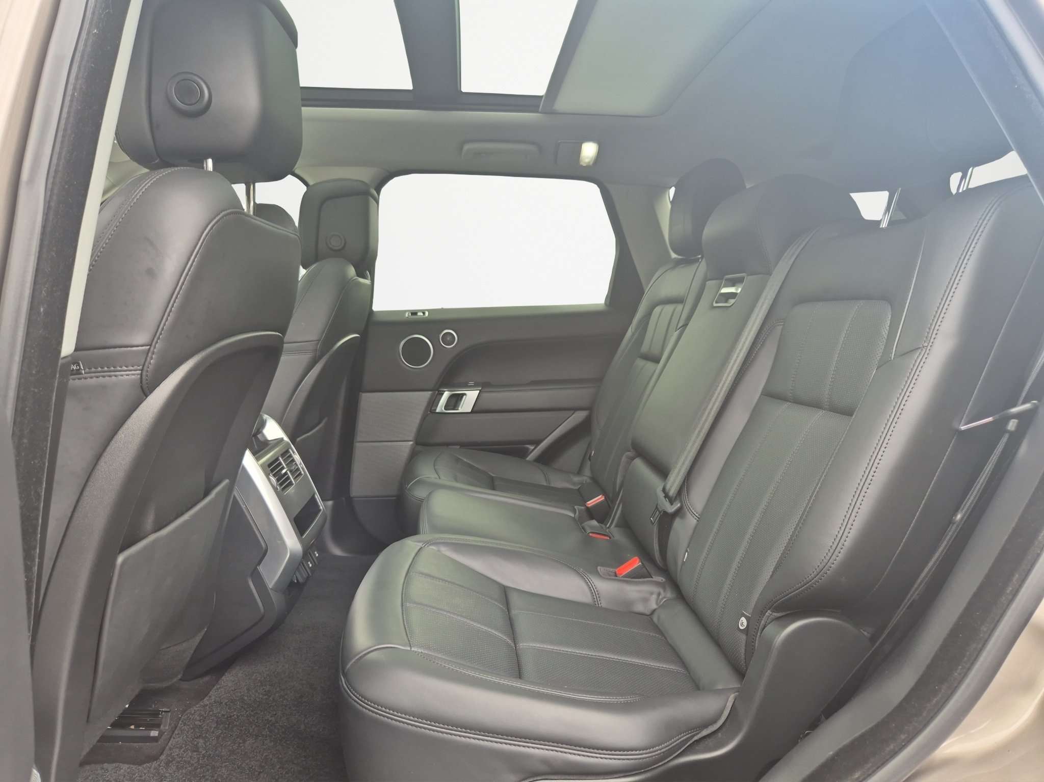 Land Rover Range Rover Sport 3.0 TD6 D250 HSE - SUV Premium Idéal Famille 7 Places - Garantie 12 Mois avec Entretien Effectué - Zone LEZ Ok