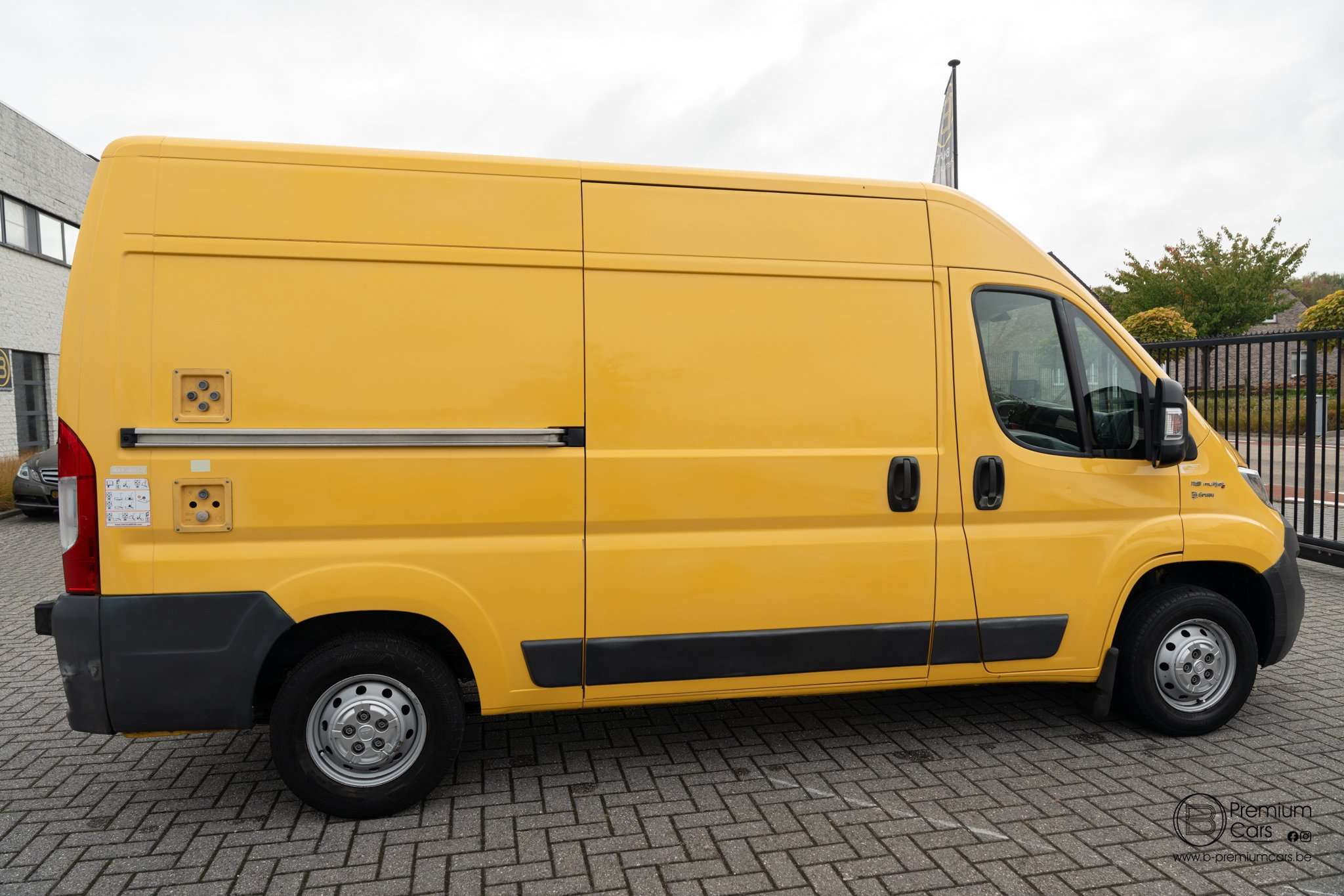 Fiat Ducato L2H2 Laadklep, 3-zit, Airco! Camera! Uniek! Top!
