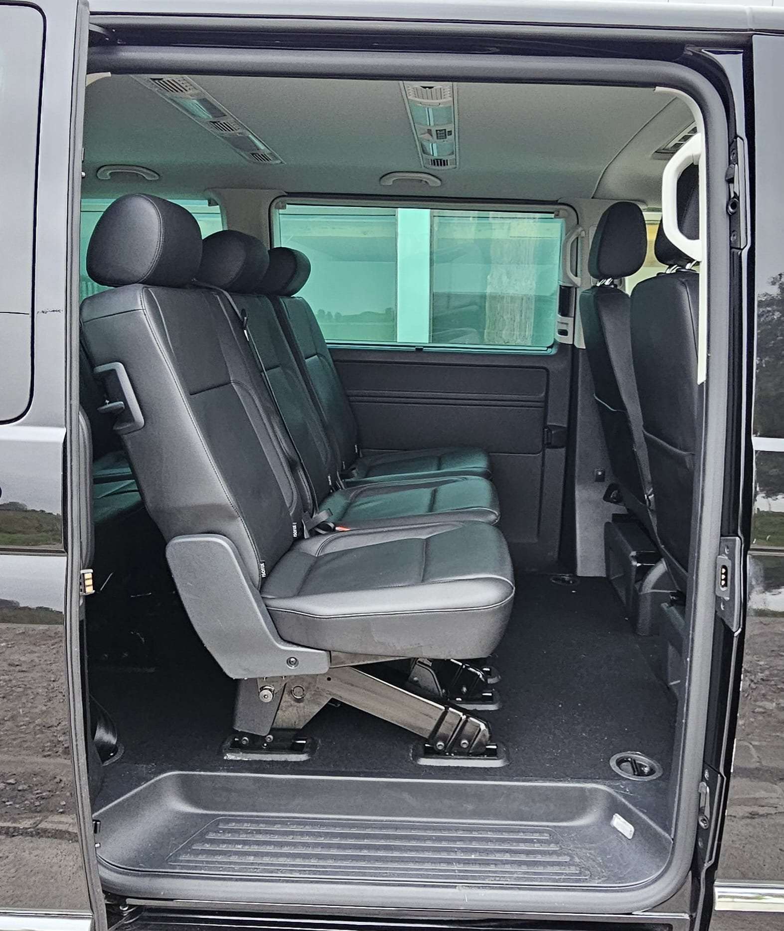 Volkswagen T6 Caravelle 2.0 TDi SCR BMT Highline DSG // 8 PL. (FULL)