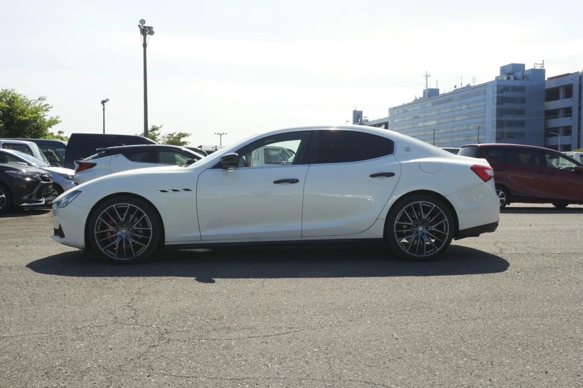 Maserati Ghibli 3.0 410 S BVA