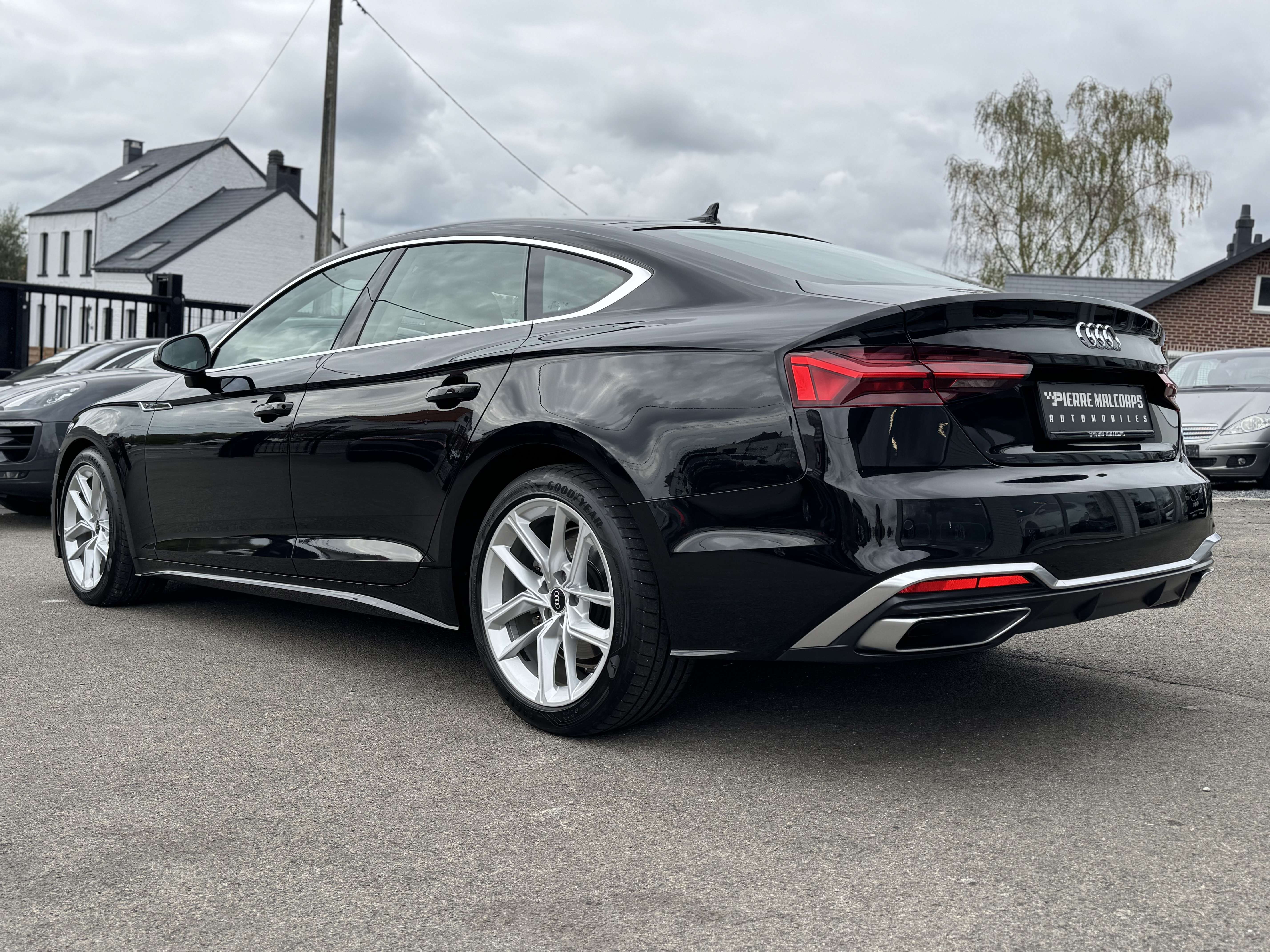 Audi A5 Sportback 35 TFSI S line S tronic / NAV / CUIR