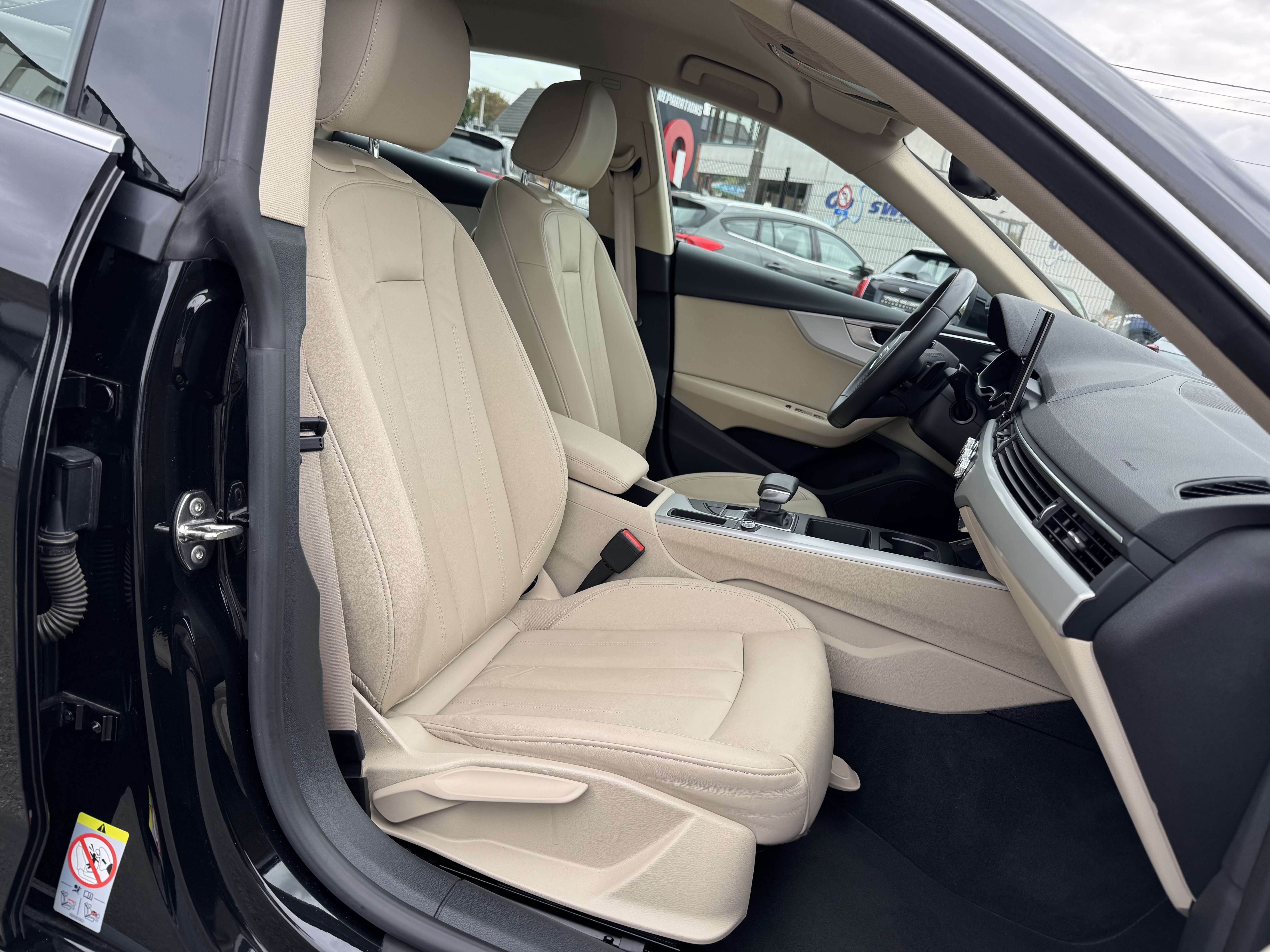 Audi A5 Sportback 35 TFSI S line S tronic / NAV / CUIR
