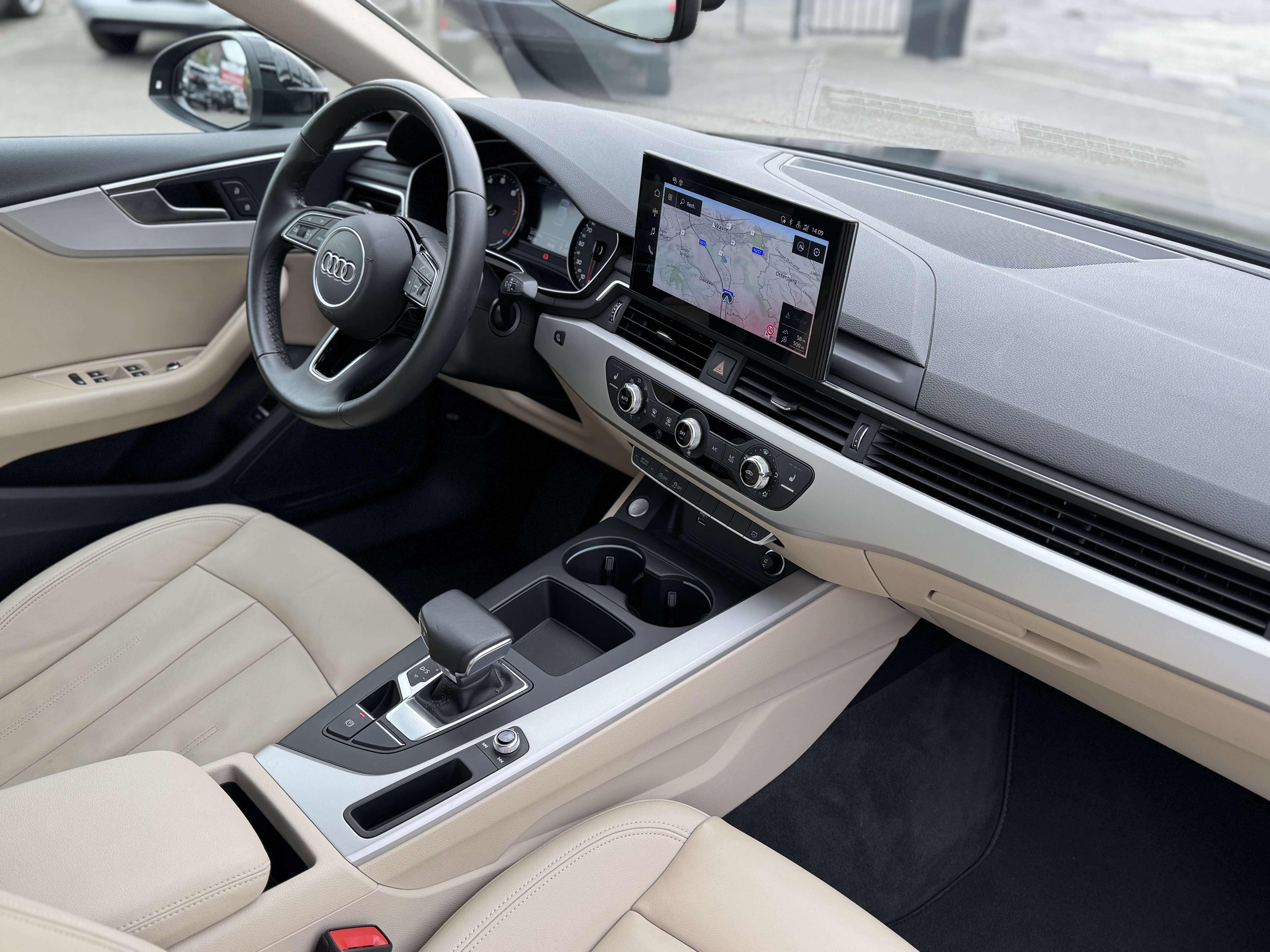 Audi A5 Sportback 35 TFSI S line S tronic / NAV / CUIR