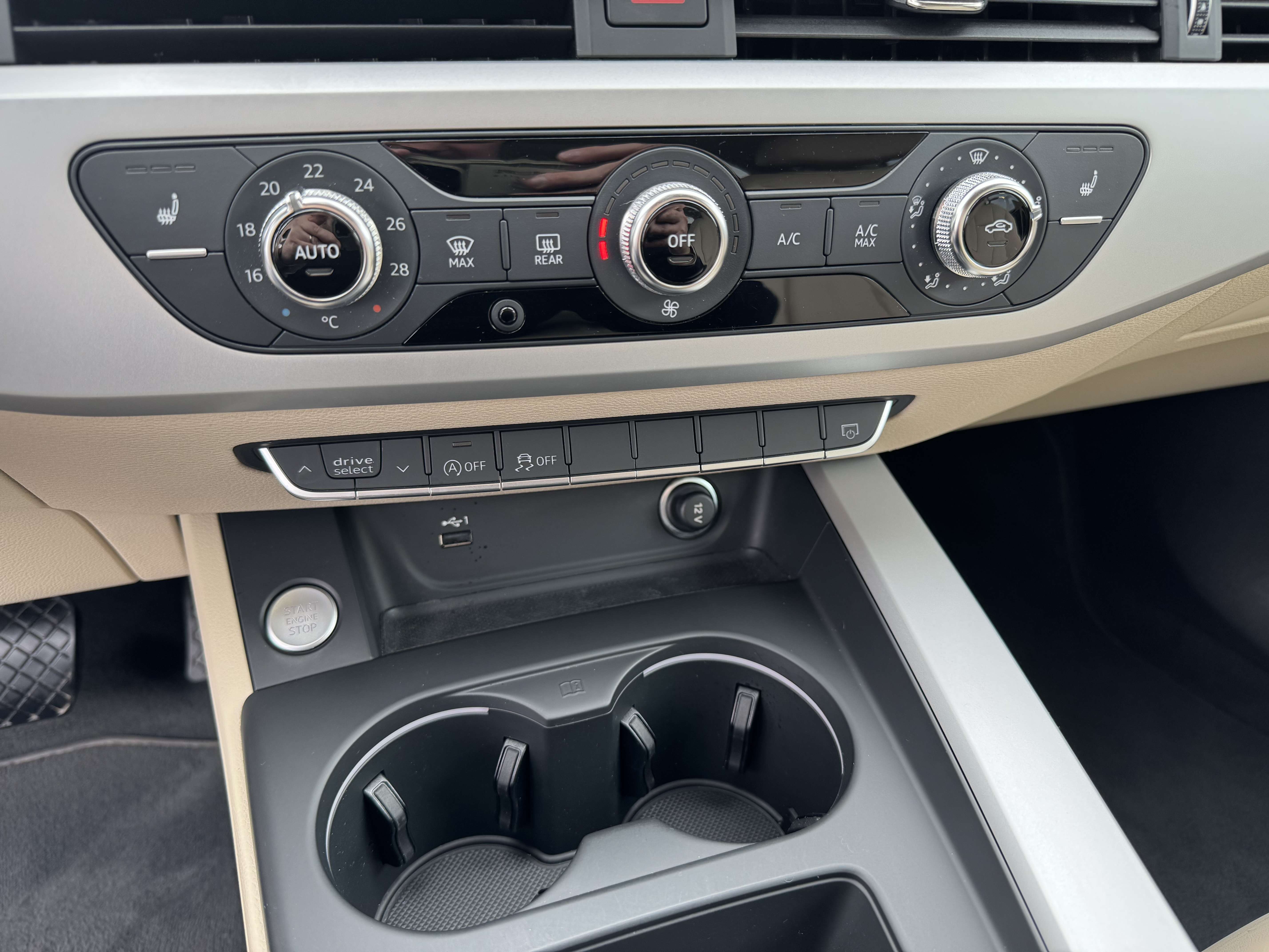 Audi A5 Sportback 35 TFSI S line S tronic / NAV / CUIR