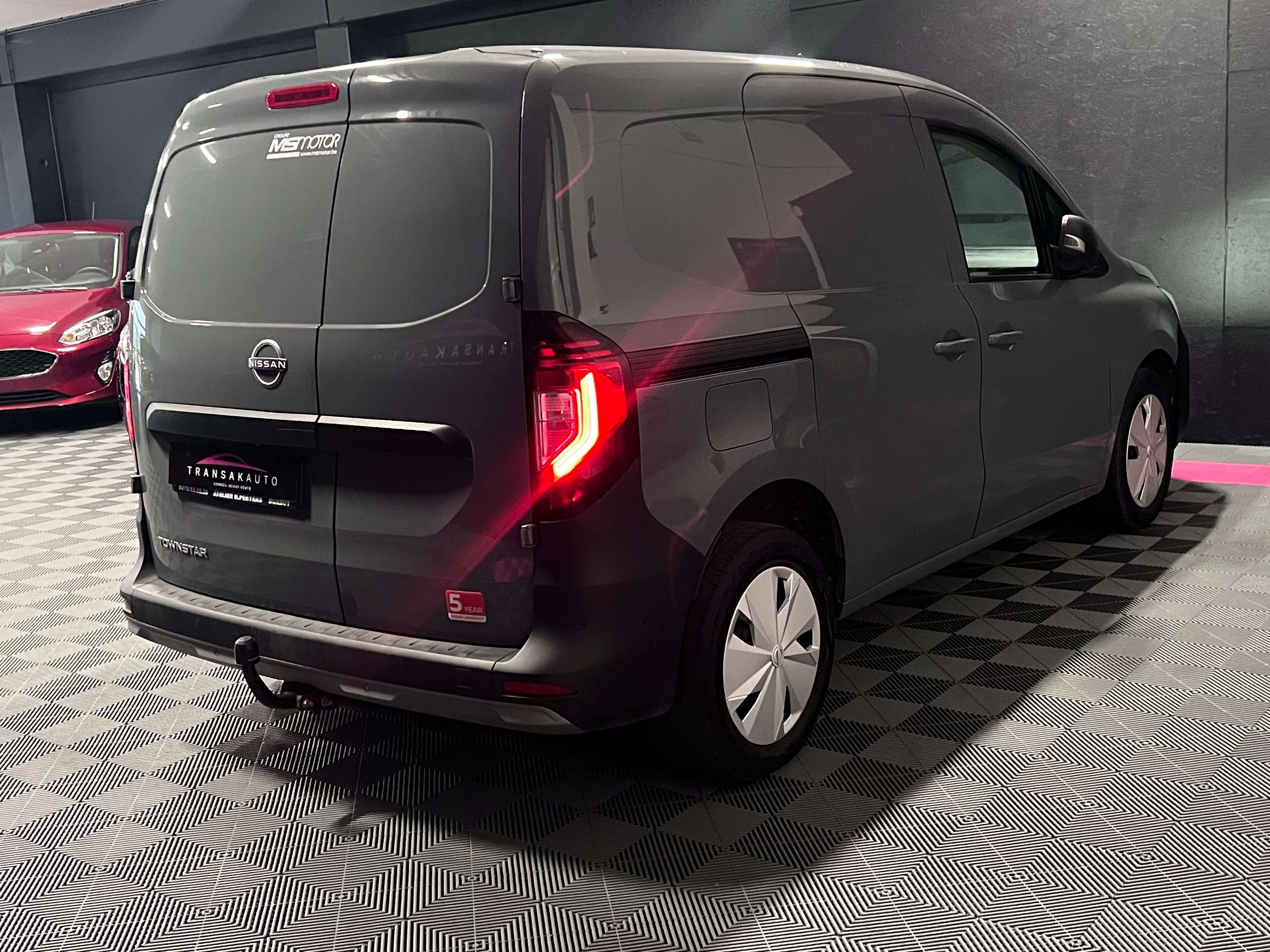 Nissan Townstar 1.3 DIG-T L1H1 N-Connecta — Caméra — CarPlay — GPS — Clim auto