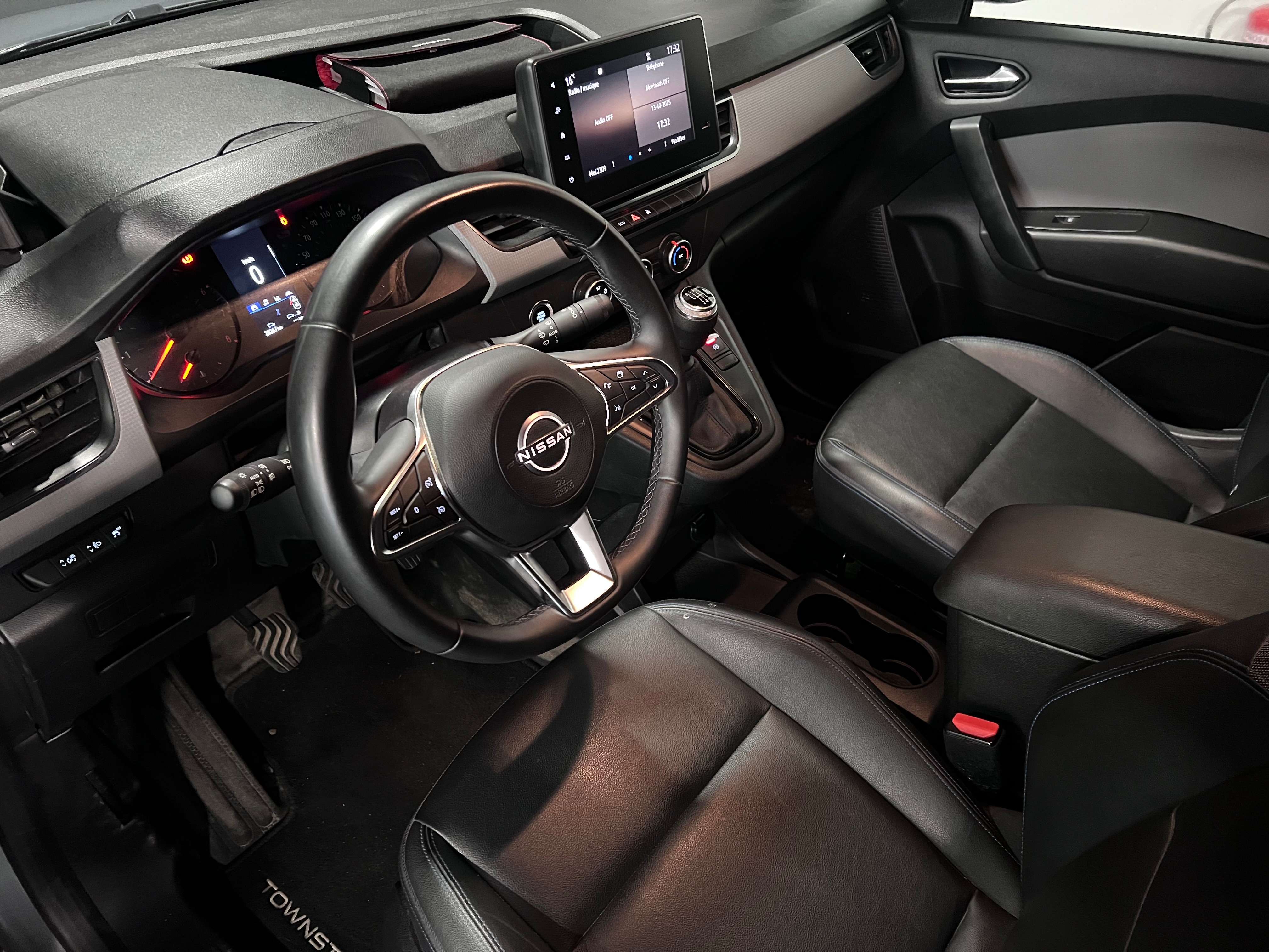 Nissan Townstar 1.3 DIG-T L1H1 N-Connecta — Caméra — CarPlay — GPS — Clim auto