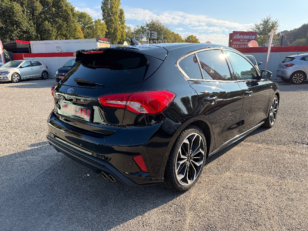 Ford Focus 1.5 EcoBlue 120 SetS BVA8 ST Line