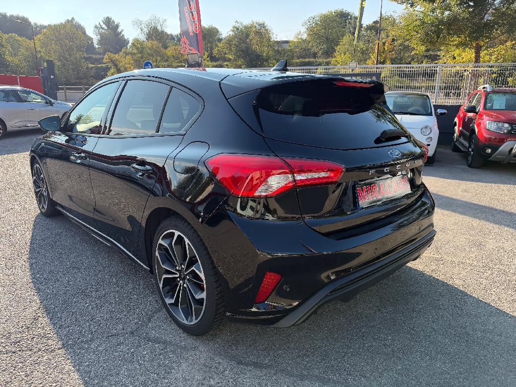 Ford Focus 1.5 EcoBlue 120 SetS BVA8 ST Line