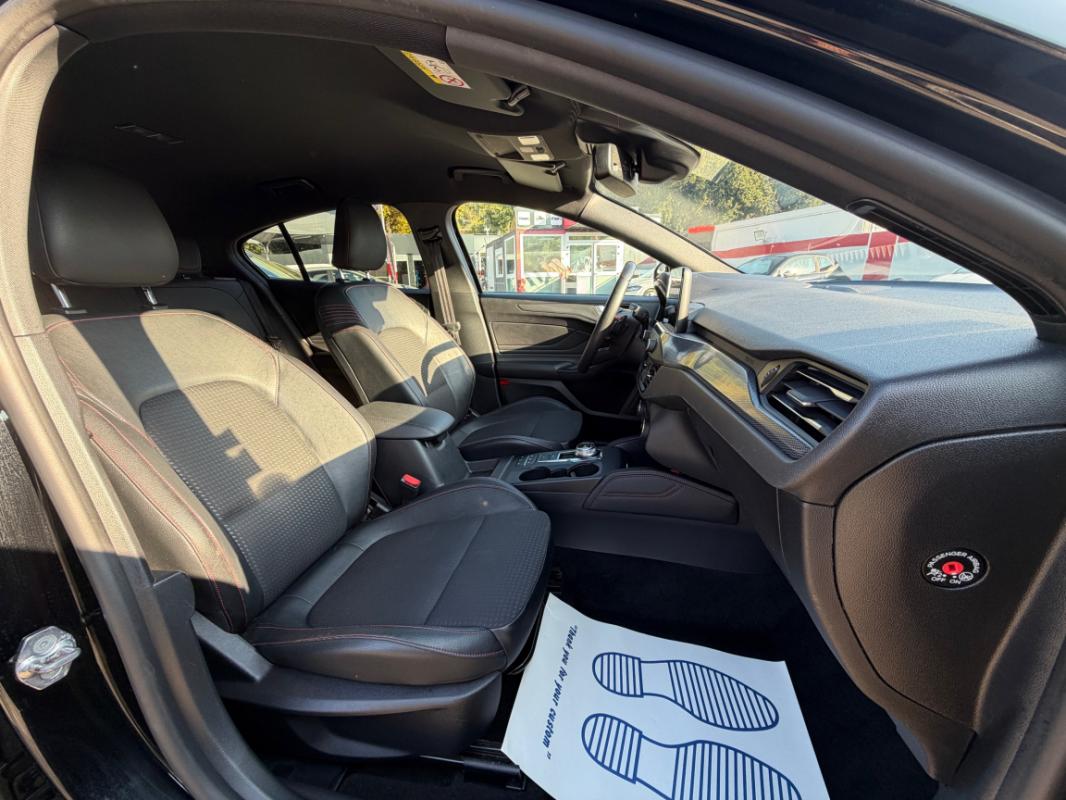 Ford Focus 1.5 EcoBlue 120 SetS BVA8 ST Line