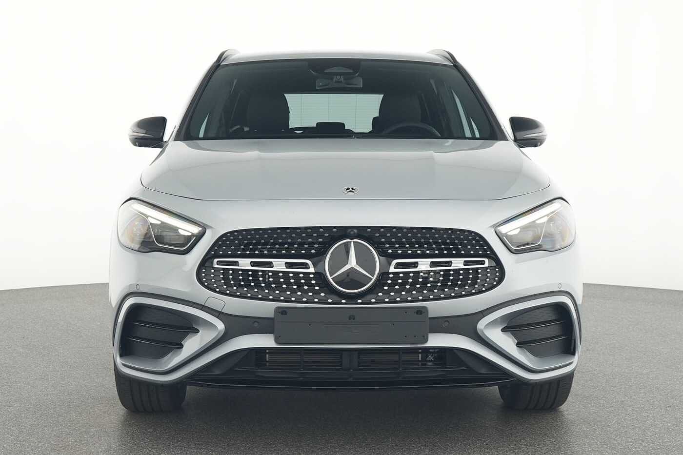 Mercedes-Benz GLA 250  e AMG Line