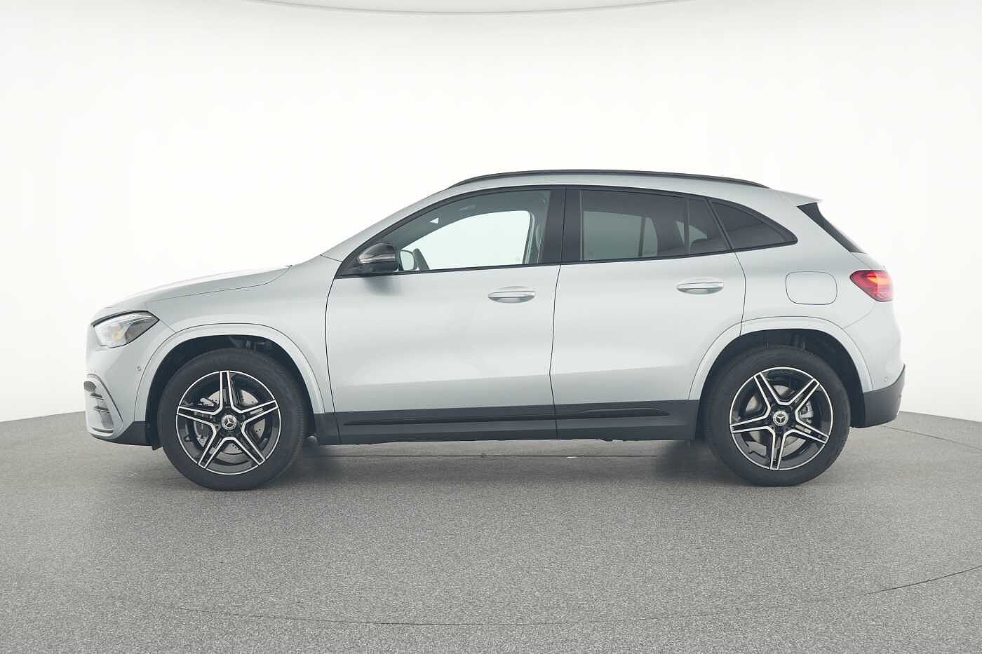 Mercedes-Benz GLA 250  e AMG Line