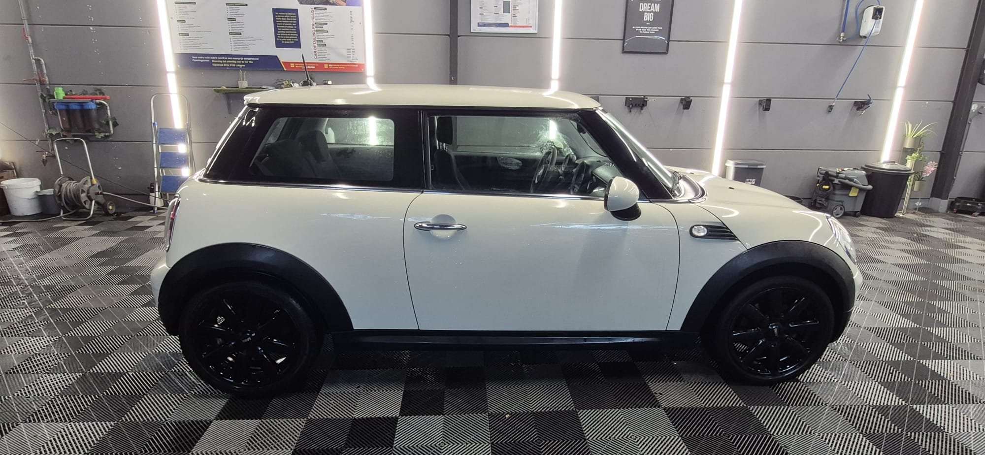 MINI One 1.4i benzine bj. 2009 102000km